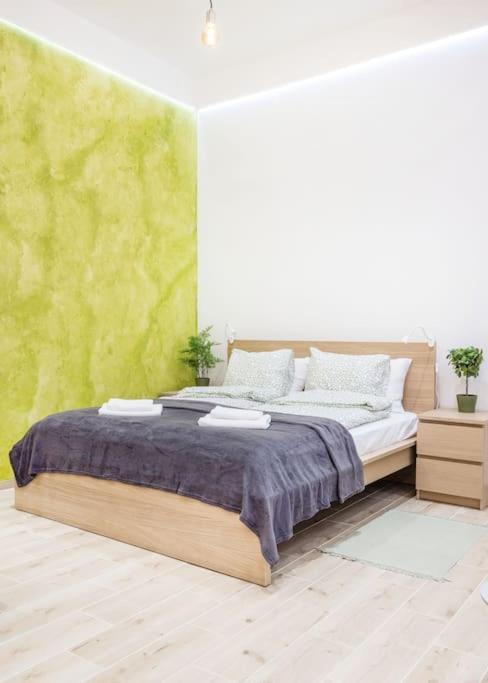 Apartment In Heart Of Bartok Bela Boulevard