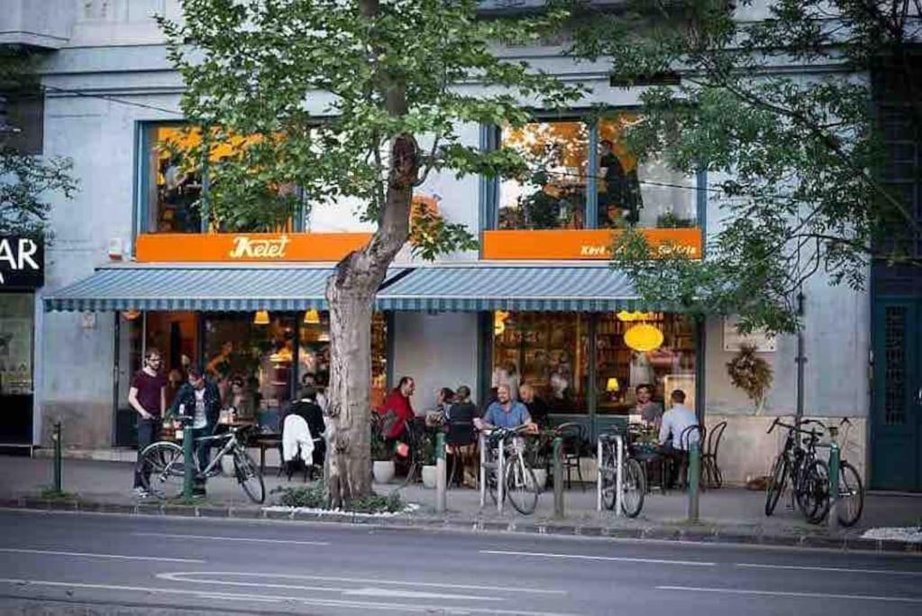 In Heart Of Bartok Bela Boulevard